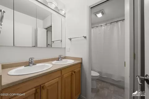 3750 Winterset Dr, Anchorage, AK 99508 photo 27