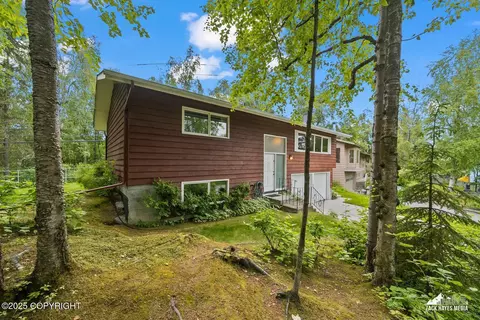 3750 Winterset Dr, Anchorage, AK 99508 photo 2