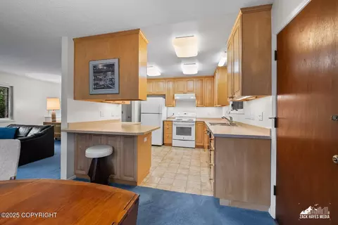 3750 Winterset Dr, Anchorage, AK 99508 photo 15