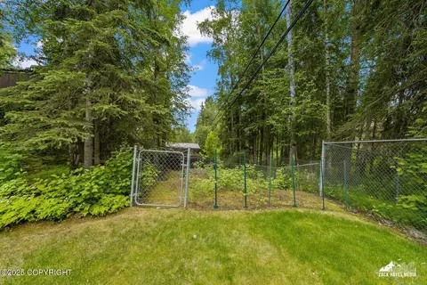 3750 Winterset Dr, Anchorage, AK 99508 photo 45