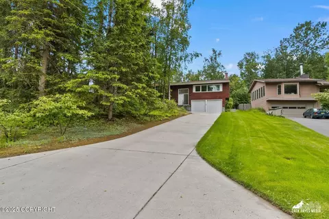 3750 Winterset Dr, Anchorage, AK 99508 photo 3