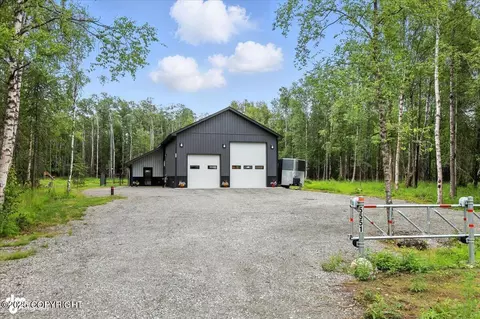 5551 N Wildwood Dr, Wasilla, AK 99654