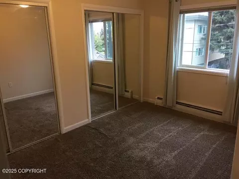 Bedroom - 420 E 14th Ave, Anchorage, AK 99501 photo 13 of 17