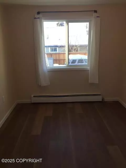 Bedroom - 420 E 14th Ave, Anchorage, AK 99501 photo 3 of 17