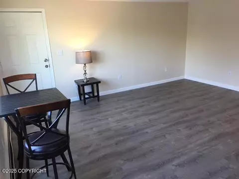Living - 420 E 14th Ave, Anchorage, AK 99501 photo 11 of 14