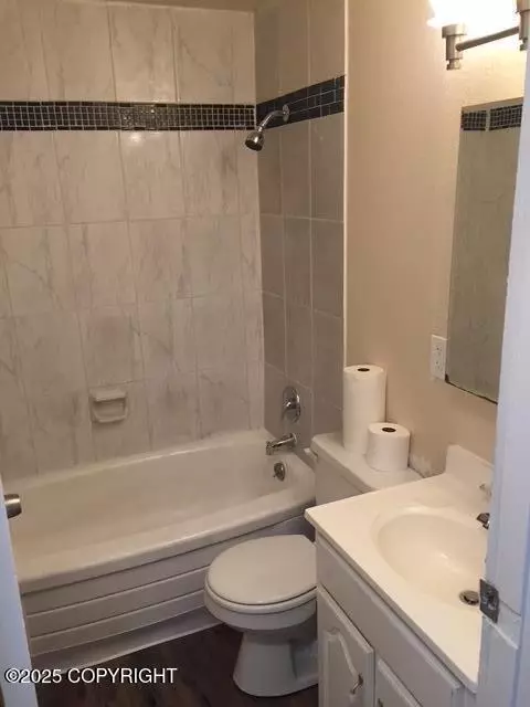 Bath - 420 E 14th Ave, Anchorage, AK 99501 photo 15 of 15