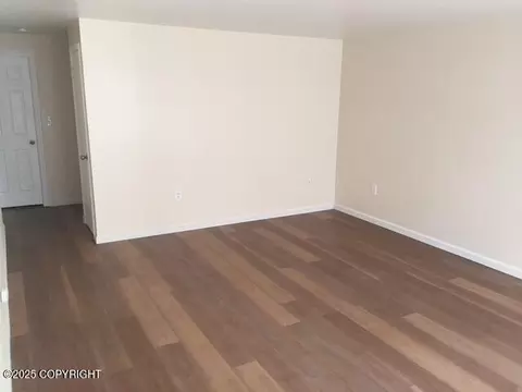 Living - 420 E 14th Ave, Anchorage, AK 99501 photo 4 of 14