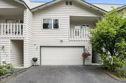 6716 Cutty Sark St, Anchorage, AK 99502