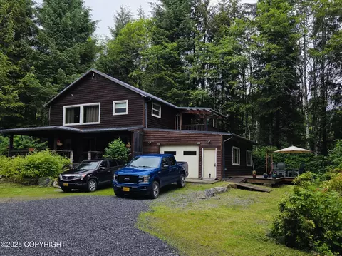 7 Klawock Lake Rd, Klawock, AK 99925