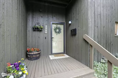 2066 Cliffside Dr # 10-B2, Anchorage, AK 99501