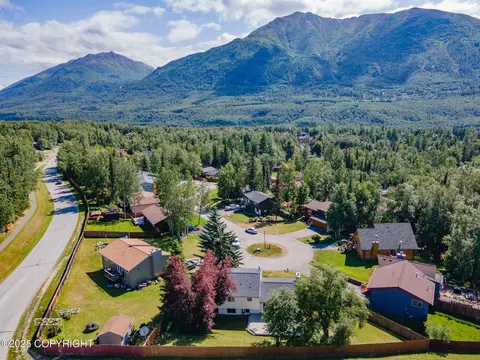 View/Area - 9645 Nulato Cir, Eagle River, AK 99577 photo 6 of 8