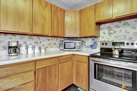 Kitchen - 4905 Roger Dr, Anchorage, AK 99507 photo 2 of 4