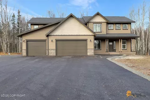 10197 E Delia Ridge Cir, Palmer, AK 99645
