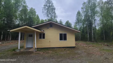 2626 N Gaunt Ln, Houston, AK 99694