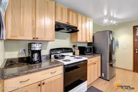 17206 Foothill Ave, Eagle River, AK 99577 photo 15