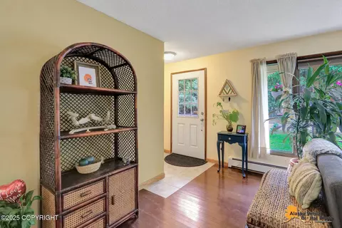 17206 Foothill Ave, Eagle River, AK 99577 photo 7