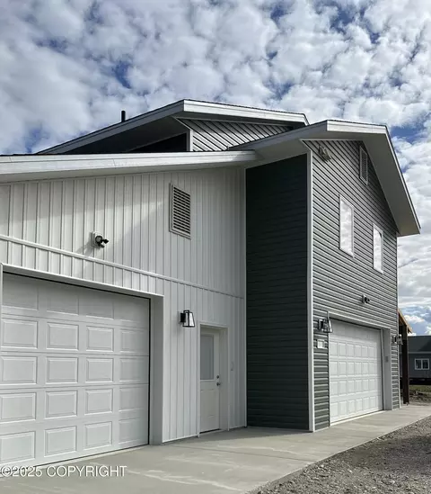 3091 Psalms Blvd, North Pole, AK 99705