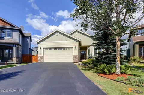2955 Gladys Marie Cir, Anchorage, AK 99516