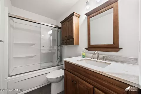 3824 Checkmate Dr, Anchorage, AK 99508 photo 23
