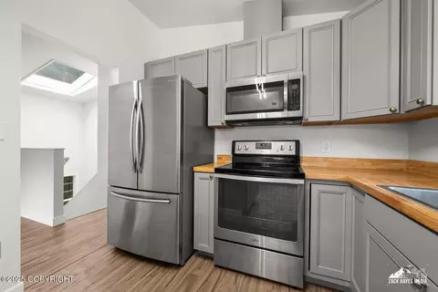 3824 Checkmate Dr, Anchorage, AK 99508 photo 6