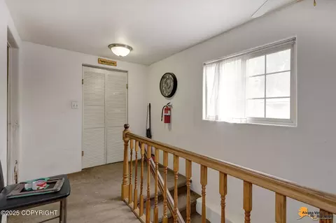 4440 View Cir, Anchorage, AK 99507 photo 13