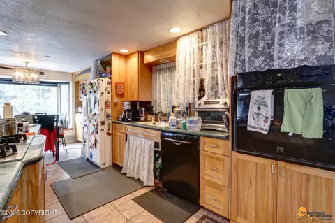 4440 View Cir, Anchorage, AK 99507 photo 21