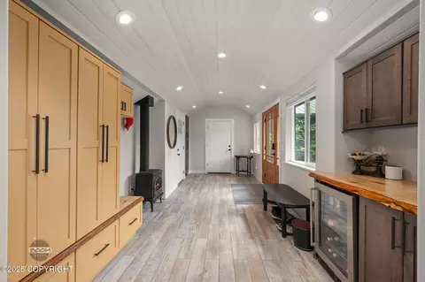 Entry Way - 22035 Upper Canyon Dr, Eagle River, AK 99577 photo 3 of 8