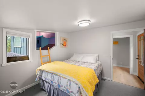 Bedroom - 22035 Upper Canyon Dr, Eagle River, AK 99577 photo 2 of 7