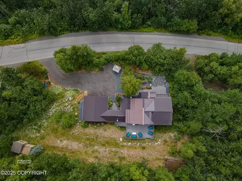 View/Area - 22035 Upper Canyon Dr, Eagle River, AK 99577 photo 2 of 3