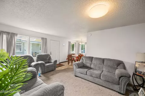 8033 E 6th Ave, Anchorage, AK 99504 photo 3