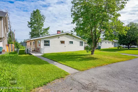 8033 E 6th Ave, Anchorage, AK 99504