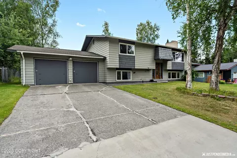 4156 Checkmate Dr, Anchorage, AK 99508