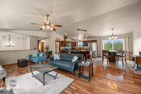 4552 N Ryder Dr, Palmer, AK 99645