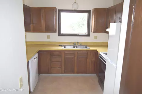3121 Wiley Post Ave, Anchorage, AK 99517 photo 8