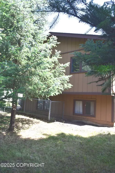 3121 Wiley Post Ave, Anchorage, AK 99517 photo 30