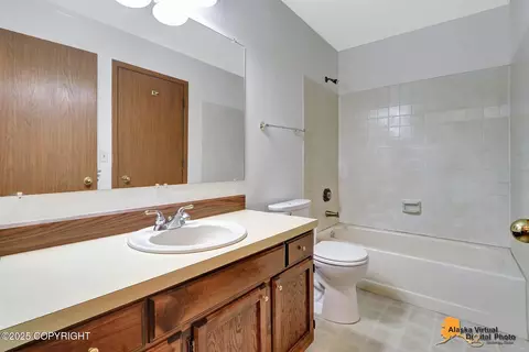 Bath - 4069 E 20th Ave # 51, Anchorage, AK 99508 photo 1 of 1