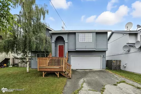 9440 Musket Ball Pl, Anchorage, AK 99507