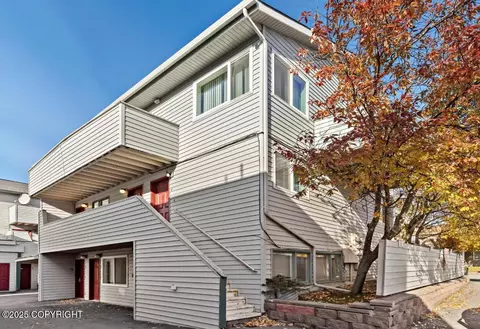 7141 Weimer Rd # 6, Anchorage, AK 99502