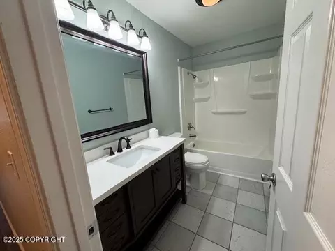 Bath - 6521 E 9th Ave, Anchorage, AK 99504 photo 3 of 3