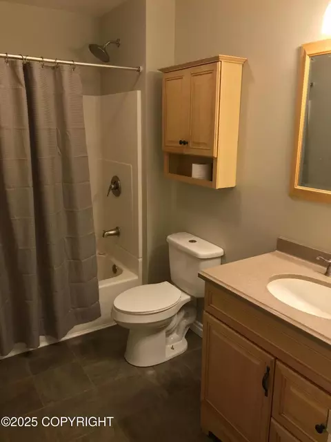 Bath - 6521 E 9th Ave, Anchorage, AK 99504 photo 2 of 3