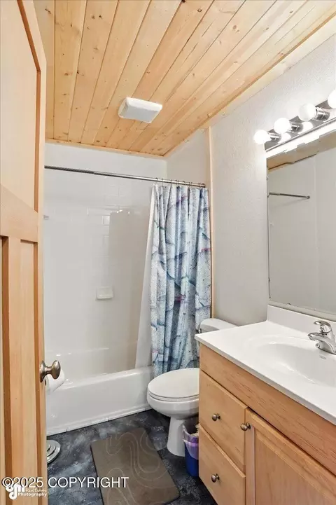 Bath - 6500 E 16th Ave, Anchorage, AK 99504 photo 2 of 2