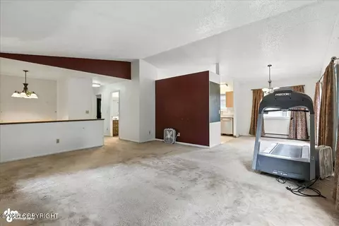 5043 E 43rd Ave, Anchorage, AK 99508 photo 11