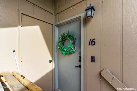 Entry Way - 417 Dailey Ave # K-16, Anchorage, AK 99515 photo 1 of 3