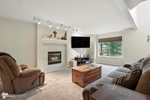 20104 Highland Ridge Dr, Eagle River, AK 99577 photo 10