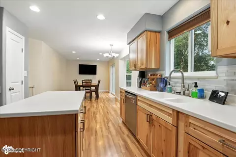 20104 Highland Ridge Dr, Eagle River, AK 99577 photo 16