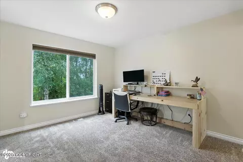 20104 Highland Ridge Dr, Eagle River, AK 99577 photo 11