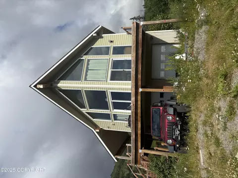 15935 Kings Way Dr, Anchorage, AK 99516