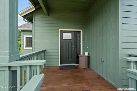 13868 Akers Cir, Eagle River, AK 99577 photo 5