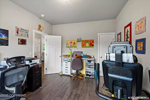 13868 Akers Cir, Eagle River, AK 99577 photo 8