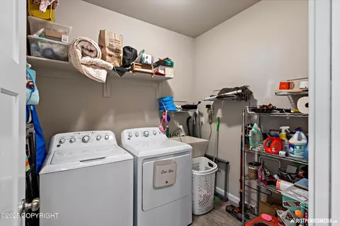 13868 Akers Cir, Eagle River, AK 99577 photo 20